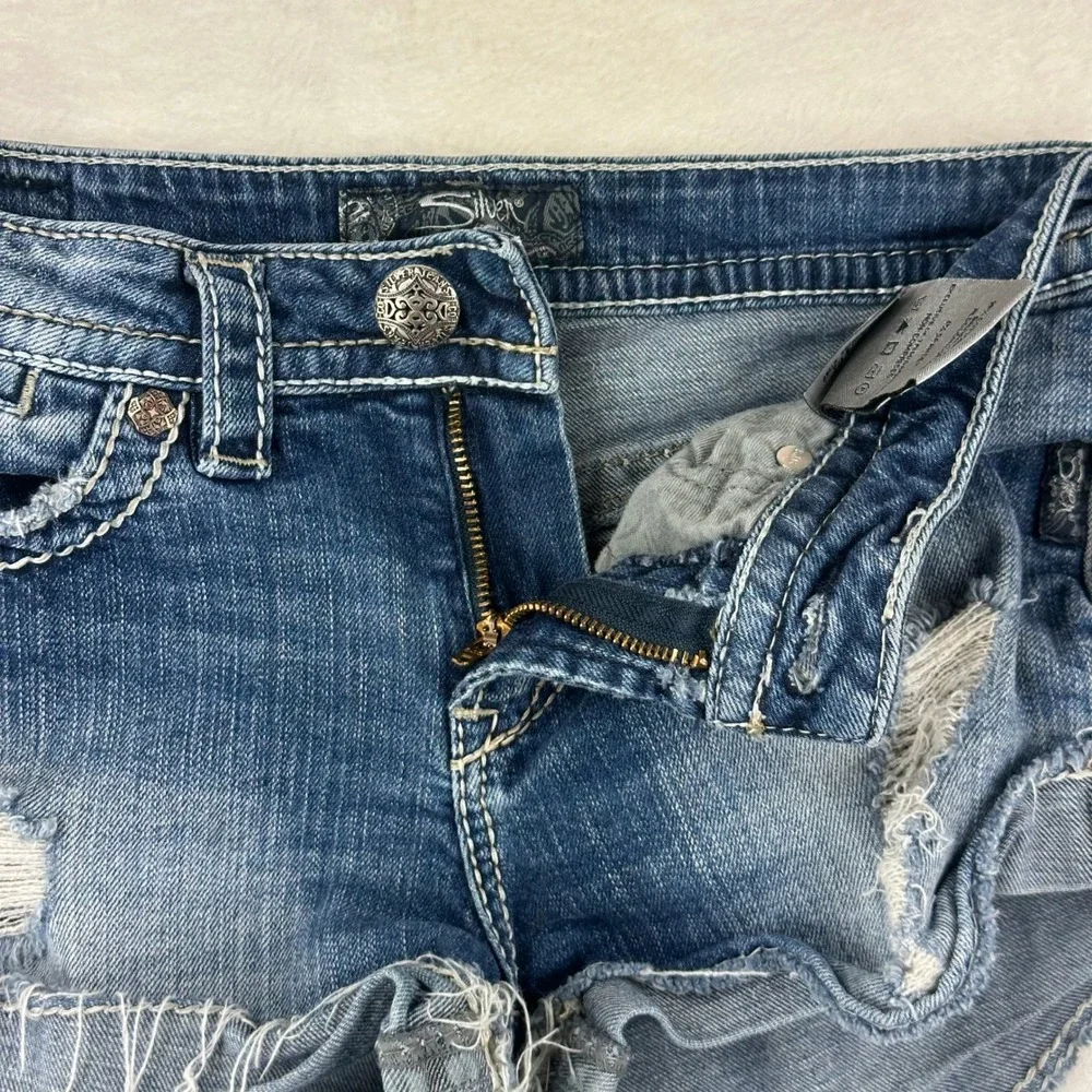 Silver Jeans Toni Shorts Womens 27 Medium Wash Distressed Y2K Denim‎